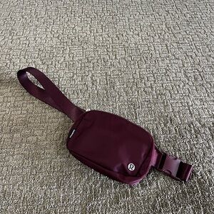 Lululemon Burgundy Bay Everywhere Belt Bag